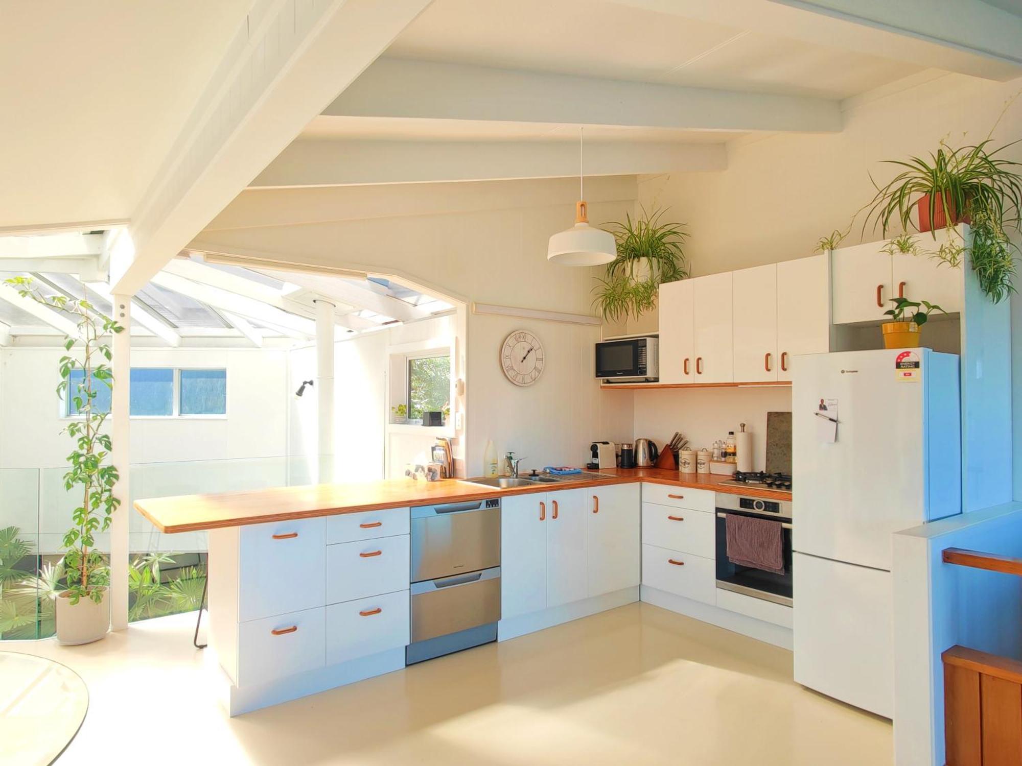 Delight In Birch-Lake View Holiday Home Taupo Eksteriør billede