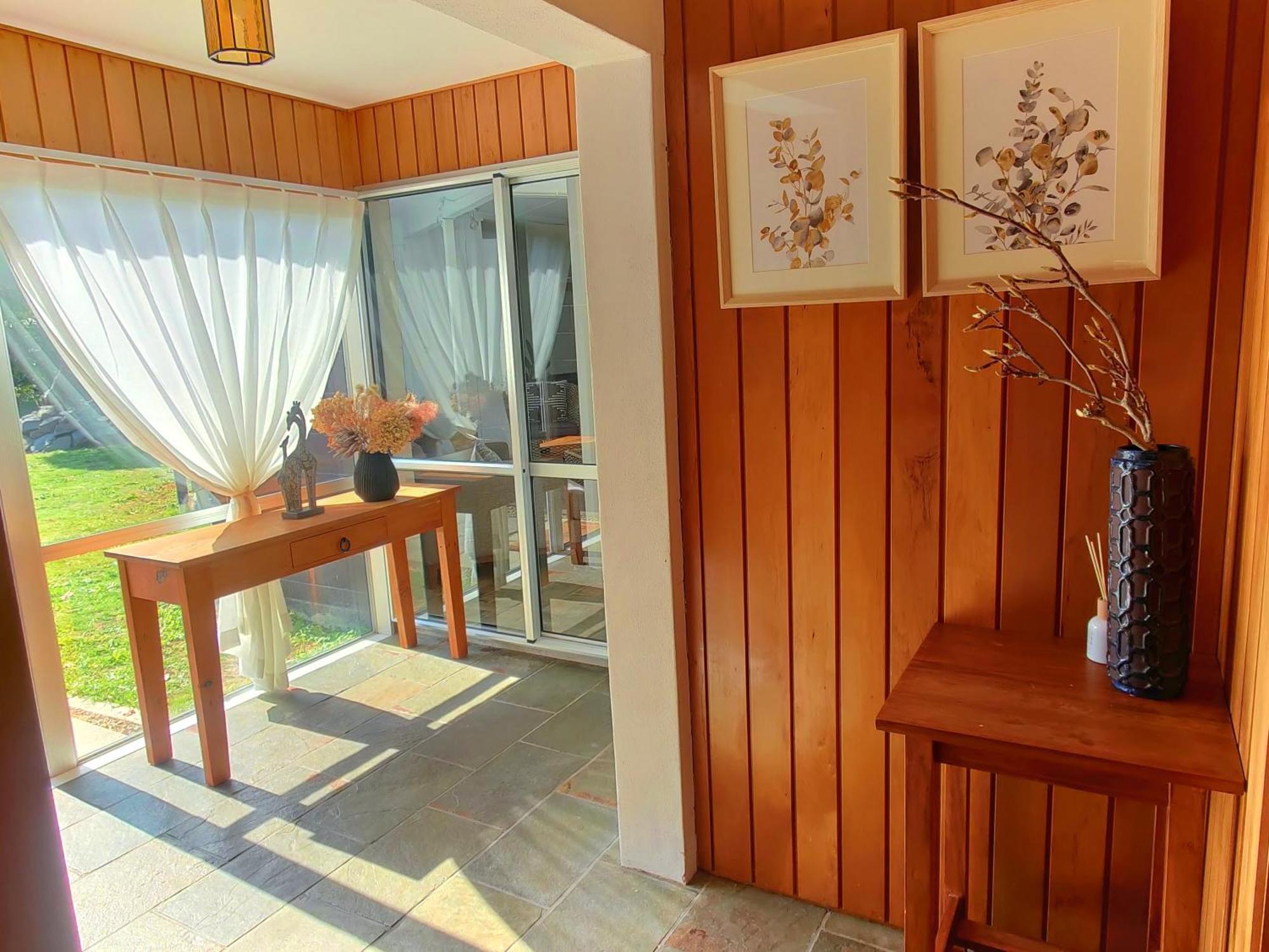 Delight In Birch-Lake View Holiday Home Taupo Eksteriør billede